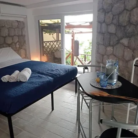 Nido Del Falco Apartment