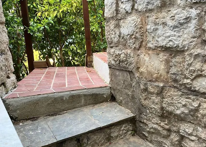 Nido Del Falco * Монделло